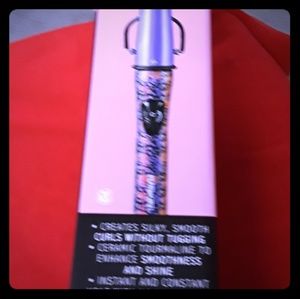 1 CERAMIC TOWMALINE CONE CURLING WAND